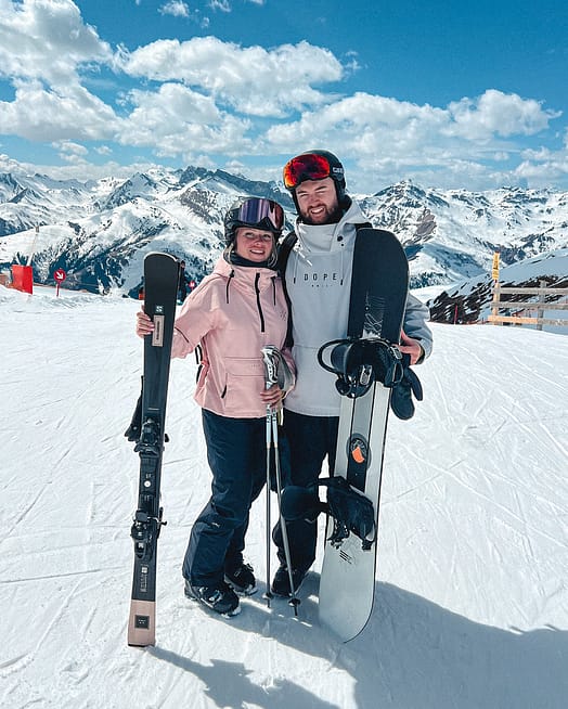 Kunde @sndx.95 in Dope Yeti Snowboardjacke Herren Aphex Light Grey