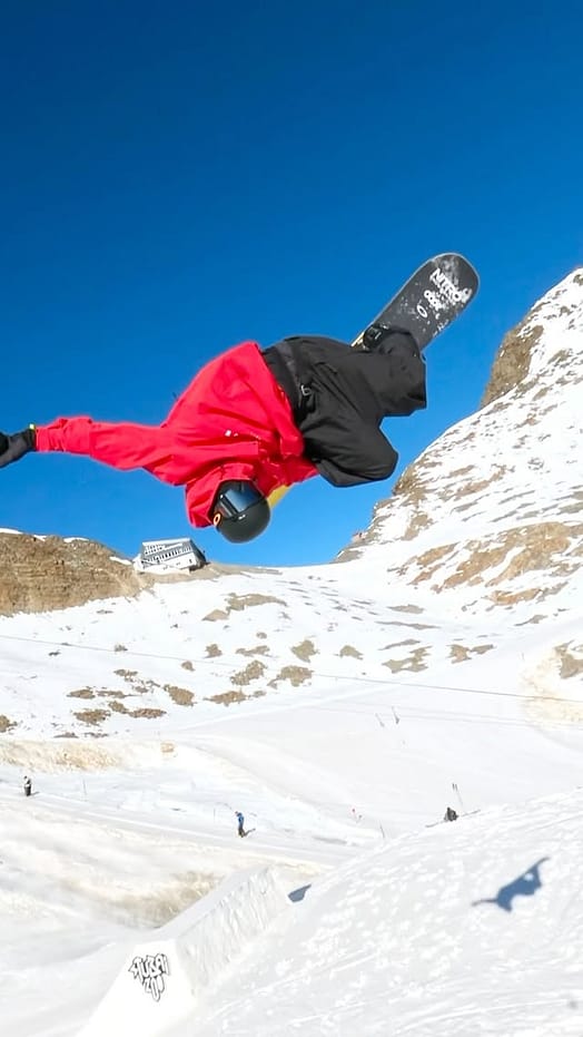 Kunde @vladkhadarin in Dope Legacy Snowboardjacke Herren Deep Red