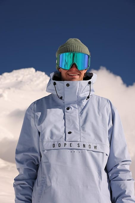 Kunde @vladkhadarin in Dope Legacy Skijacke Herren Light Blue