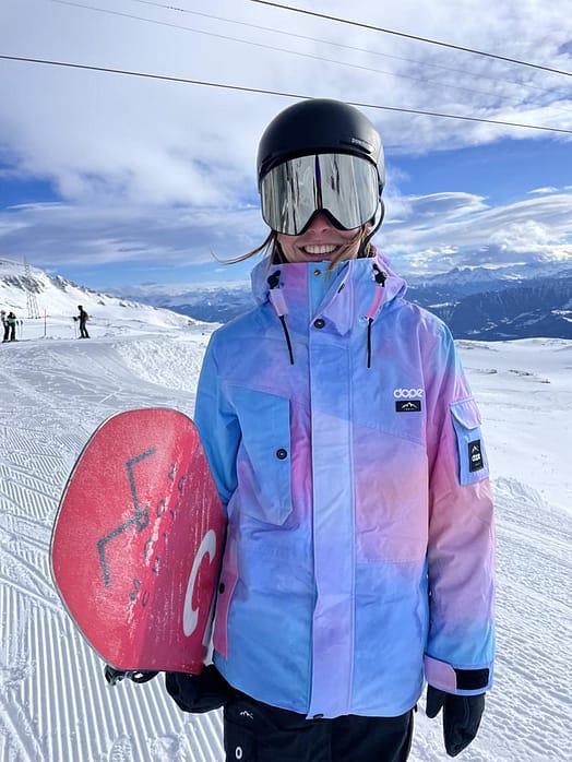 Kunde @irinaruegg in Dope Adept W Snowboardjacke Damen Dawn