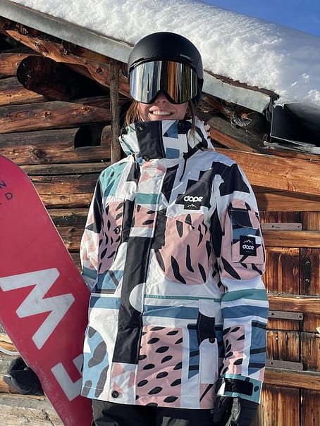 Kunde @irinaruegg in Dope Adept W Snowboardjacke Damen Melon