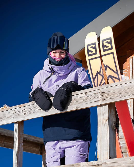 Kunde @pyrouu in Montec Dune W Snowboardjacke Damen Faded Violet/Black/Dark Blue