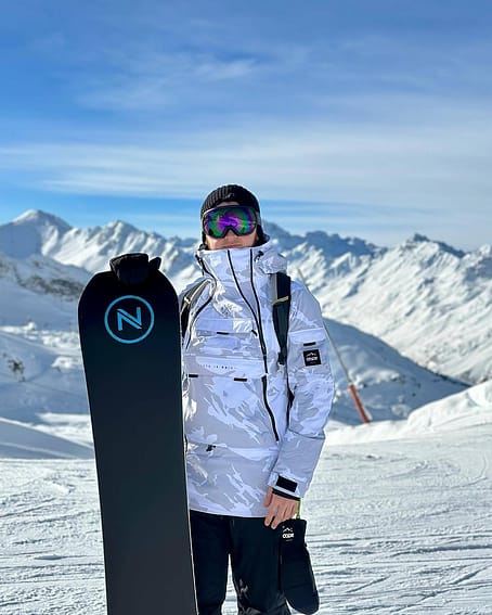 Kunde @tilabov17 in Dope Akin Snowboardjacke Herren Grey Camo