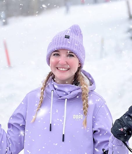 Kunde @ameliaarosee in Dope Wylie W Snowboardjacke Damen Capital Faded Violet