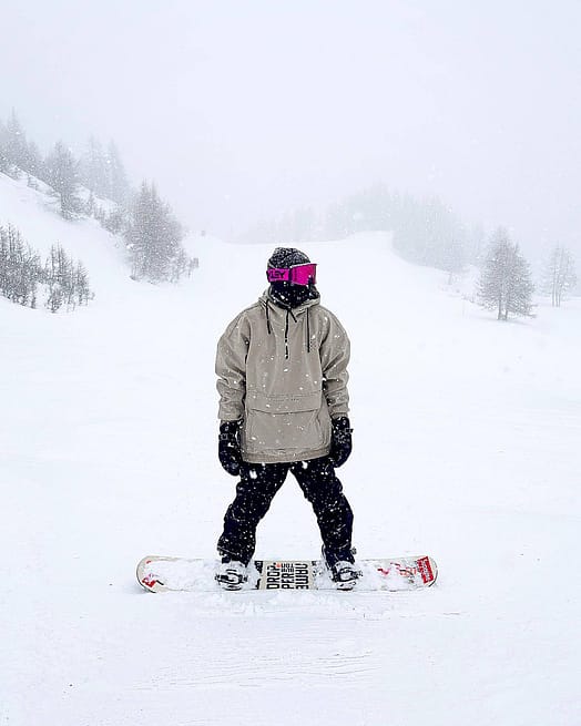 Kunde @henryrodriguez.i.j in Dope Cyclone 2022 Snowboardjacke Herren Walnut