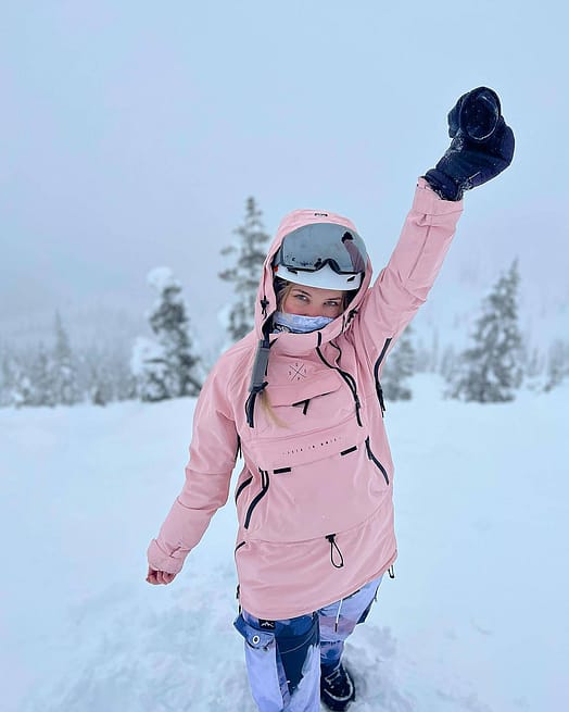 Kunde @brittsheaven in Dope Akin W Snowboardjacke Damen Soft Pink