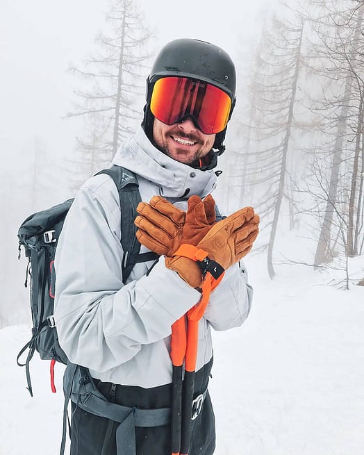 Kunde @mario_mitteregger in Montec Fawk Snowboardjacke Herren Light Grey/Black