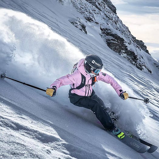 Kunde @zuzawitych in Montec Moss W Snowboardjacke Damen Soft Pink/Black